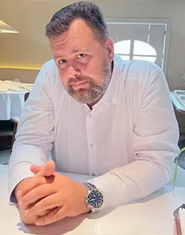 Dynamic Content Image